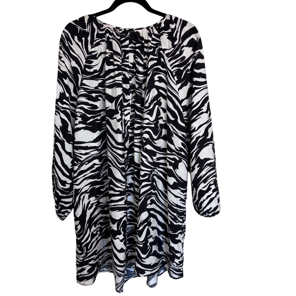 H&M Balloon Sleeve Oversized Zebra Print Flowy Dress - Picture 5 of 9